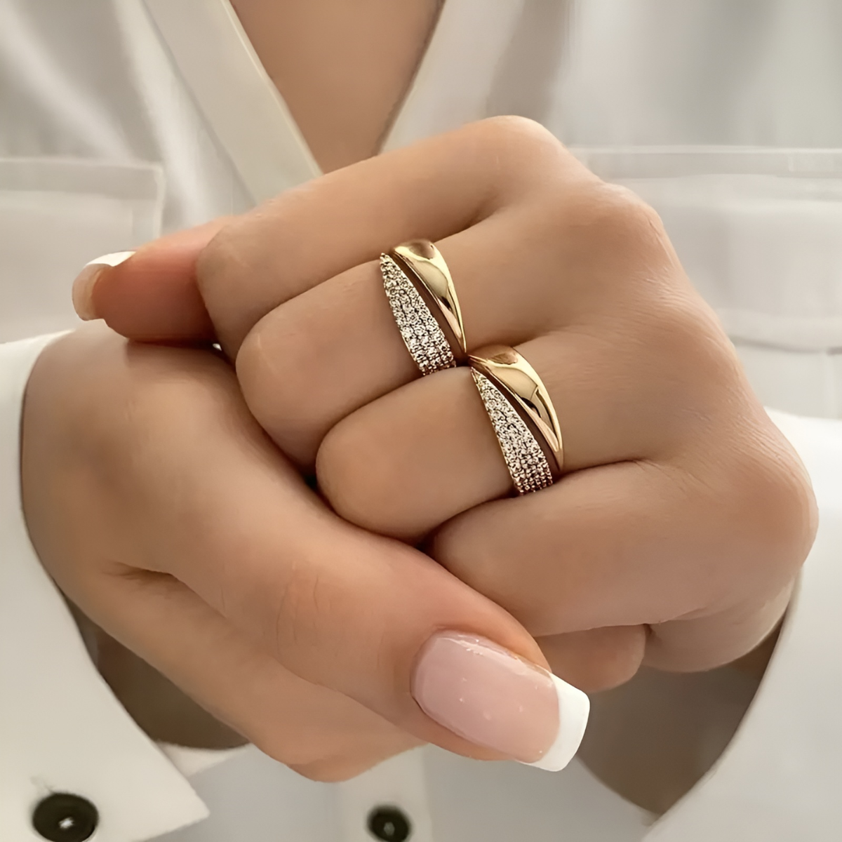 Julie™ | Elegant Haven Ring